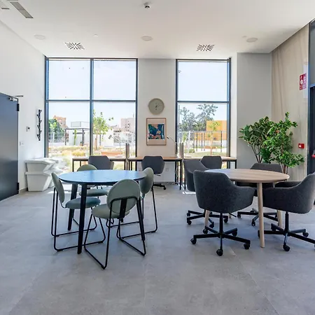 Apartment Skyline Vi Pool & Coworking By Ele Malaga
