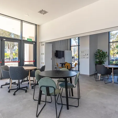 Skyline Vi Pool & Coworking By Ele